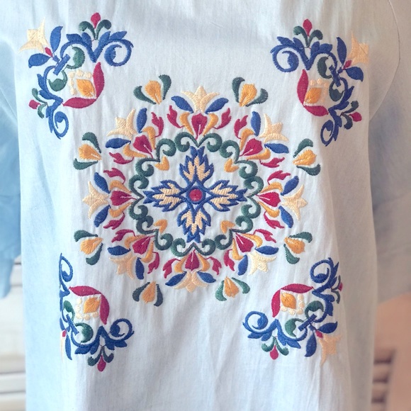 LIGHT BLUE COTTON TOP WITH EMBROIDERY - Picture 2 of 4